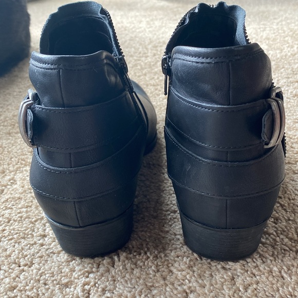 American Rag Boots - Picture 2 of 5